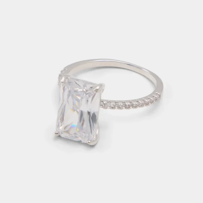 Empressa Ring