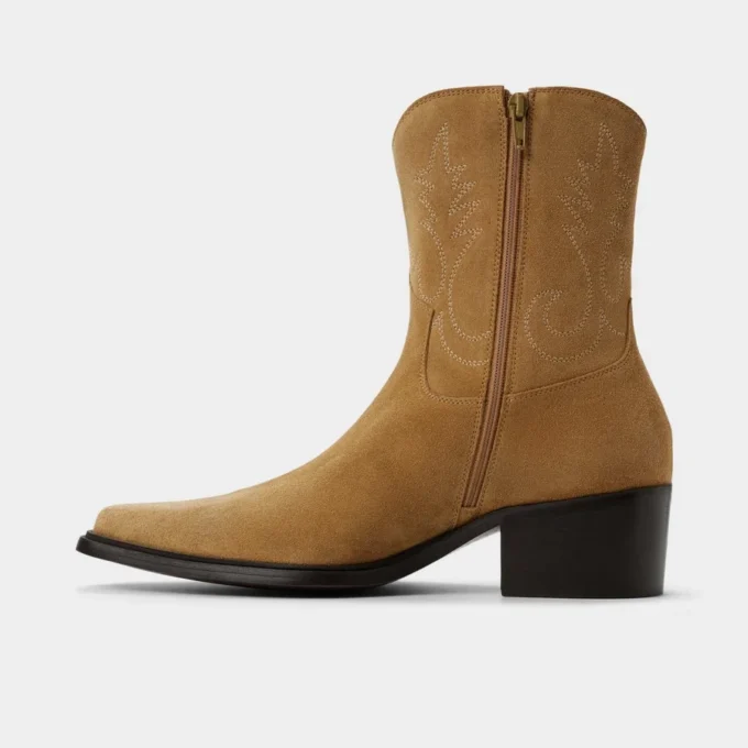 Guthrie Western boot, Block heel