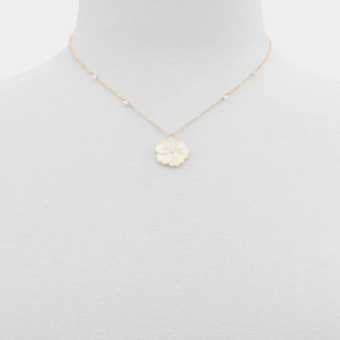 Magnollia Pendant necklace Magnollia Pendant necklace