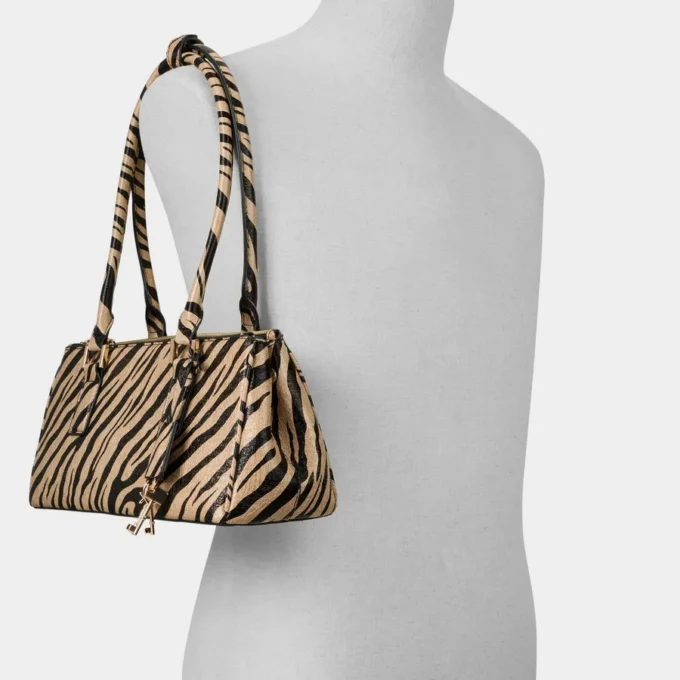 Minarelaa Shoulder bag Minarelaa Shoulder bag