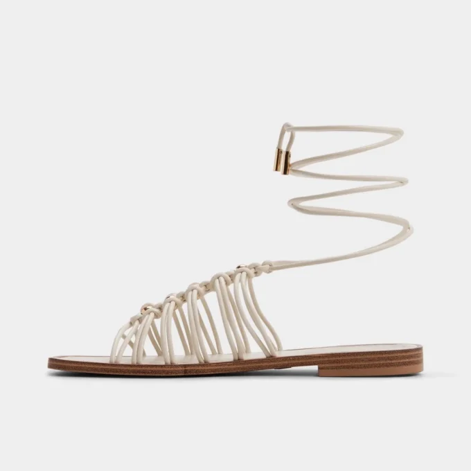 Unoma Strappy flat sandal